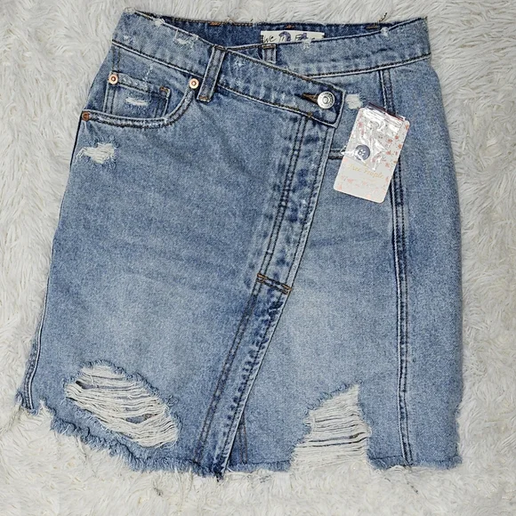 NWT Size 24 Free People Parker Denim Wrap Skirt Mini Skirt Surf's Up - Picture 2 of 12